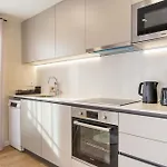 Brand New And Stylish 1 Bdr Apt By Invalencia