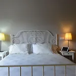 Md Modern - Jardines Otel *