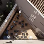 Caro Hotel 5*