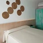 El Globo Otel 2*