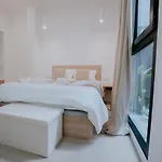 Апартаменты Turia *