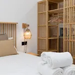 Apartamento Travel Habitat Nou Mestalla Valencia