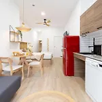 Travel Habitat Nou Mestalla Apartament