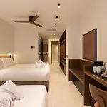 Moontels Colon