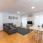 Negrito Flat By Invalencia *