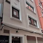 Voghe Premium Flats 4* Valensiya
