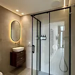 Boutique - Plaza Tower Appartement Valence
