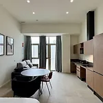 Boutique - Plaza Tower Valence