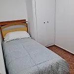 Apartment Comfortable In The Feria 2 Area *