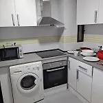 Apartment Comfortable In The Feria 2 Area *