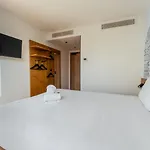 Easyhotel Ciutat Vella