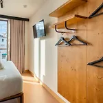 Easyhotel Ciutat Vella