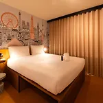 Ξενοδοχείο Easyhotel Ciutat Vella 2*