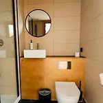 Easyhotel Ciutat Vella 2*