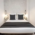 Florit Flats - The Jardines Del Turia *