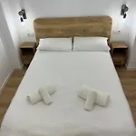 Acogedor Frente A Plaza Del Cedro Apartment