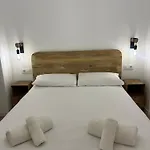 Apartment Acogedor Frente A Plaza Del Cedro