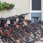 Zalamera Гостевой дом Валенсия