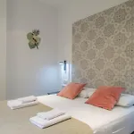 Chic & Comfortable Apartment, Private Terrace