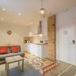 With Antique Floor & Lots Of Sun Light 4* Valenza