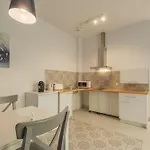 Sunny,private Terrace,wheelchair Access Апарт-отель 4*