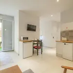 Apartmanhotel Chic & Comfortable Apartment, Private Terrace 4*