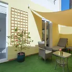 아파트호텔 Gorgeous With A Large Private Terrace