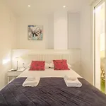 Gorgeous With A Large Private Terrace 아파트호텔