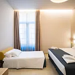 Hotel San Lorenzo Boutique Catedral 3*