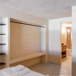 Vlc Host - Reina 166 B Apartment