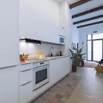 Modern & Stylish Close To The Apartment Valencia
