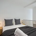 Apartment Estudio Con Altillo En Malilla Cerca De La Fe