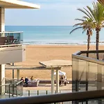 Vibe - Oceanfront Escape * Valencia