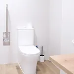 Near To Marathon - Of Arts & Sciences Lägenhet *