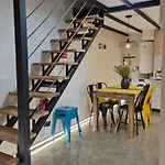 Ciudad Bajo Diseno Industrial Hasta 6, Wifi Gratis Apartman
