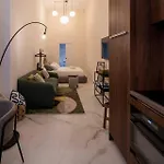 03 - Les Artes Apartment *