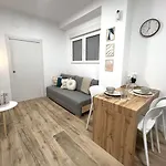 Loft Tr28 - Ground & Arts Connected