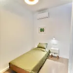 New Loft Near The And Downtown 公寓