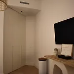 Stylish & Cozy Flat In Heart Of Eixample, Valencia