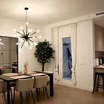 Apartment Stylish & Cozy Flat In Heart Of Eixample, *