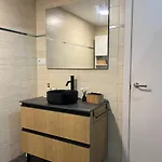 Pearl By The Sea * Valencia