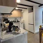 Apartment Ciudad Bajo Diseno Industrial Hasta 6, Wifi Gratis