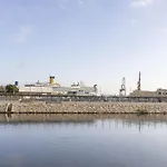 Apartup Port Marina Azura Lägenhet *