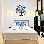 1 And 3 - Turia Park By Rio Turia *