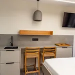 Motus Disruptive Aparthotel