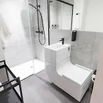 Motus Disruptive Aparthotel