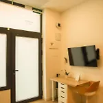 Valentia Modern And Comfortable Beachside Style 瓦伦西亚