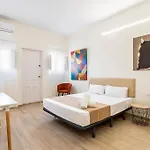 The Port Urban Loft *