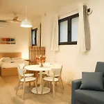 公寓 Valentia Modern And Comfortable Beachside Style