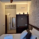 בית הארחה Cosy Bolseria 2*